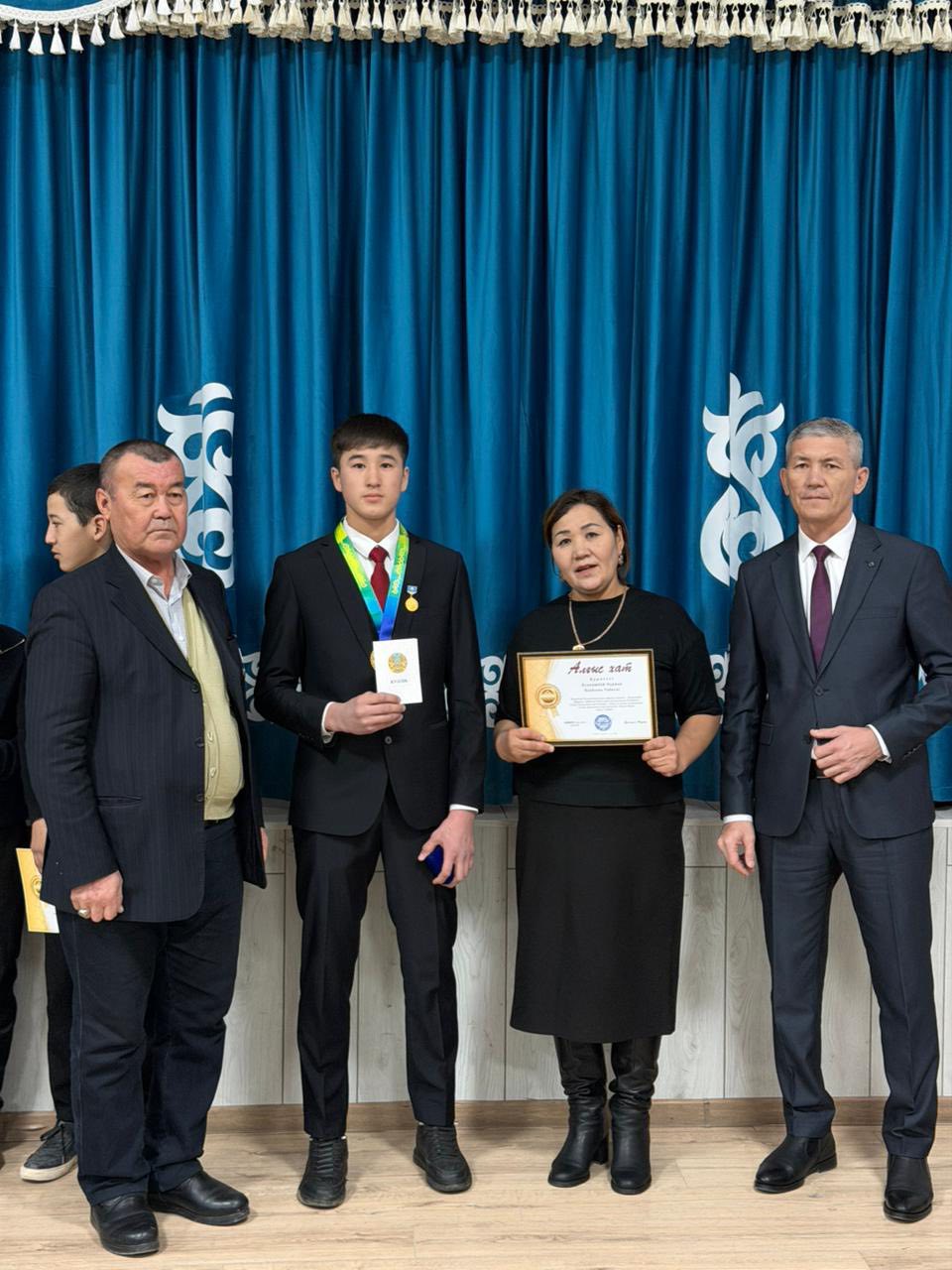 Жетістіктеріңіз арта берсін, жас спортшылар! 